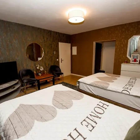 아파트 Haus Thomas Deluxe 3 *